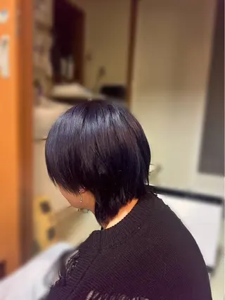 ショート カラー Queen's gate 昭和palace所属・志村 梨帆のヘアスタイル