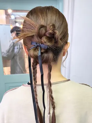 ロング ヘアアレンジ 韓国ヘア🖤 YURINAのヘアスタイル