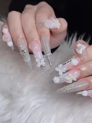 ネイル Lumi Nailのネイルデザイン