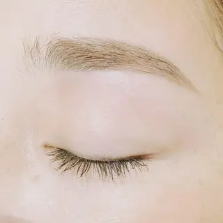 アイブロウ 田栗 茜のマツエク・マツパデザイン