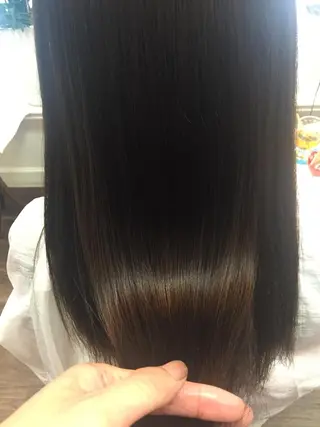 セミロング カラー パーマ、髪質改善 川崎祐介のヘアスタイル