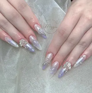 ネイル Maggie Nail🦩のネイルデザイン