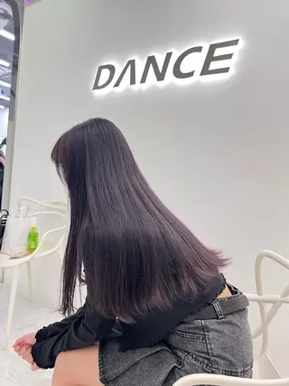 カラー akari🎀🤍 ガーリーstyleのヘアスタイル