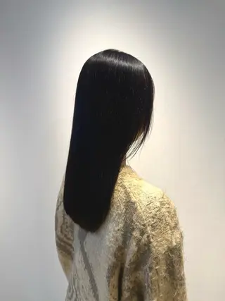 セミロング カラー 栗原 莉玖のヘアスタイル