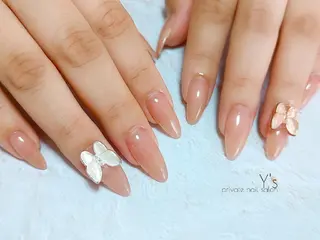 ネイル YUMI NAGAI  のネイルデザイン