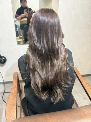 ロング Bish Yanaのヘアスタイル