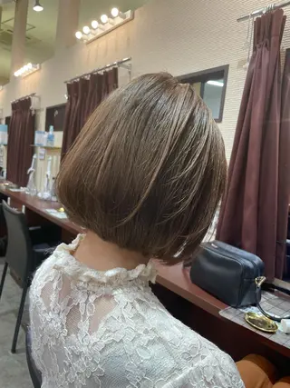 ショート TotalBeautysalonCURE所属・CURE 朱梨のネイルデザイン