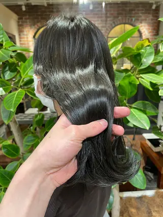 ロング カラー レイヤーカット 岩谷流星のヘアスタイル