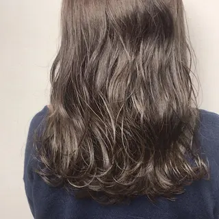 ロング カラー ヘアアレンジ 岩田菜央 《武蔵小杉》のヘアスタイル