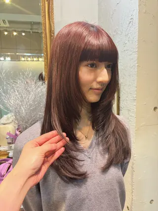 ロング カラー Of　HAIR所属・外山 なつ美のヘアスタイル