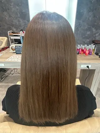 ミディアム カラー 五ノ井 一世のヘアスタイル