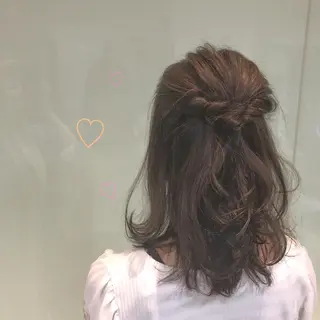 ミディアム カラー パーマ ヘアアレンジ apish aoyama所属・武 愛子の眉毛・アイブロウイメージ