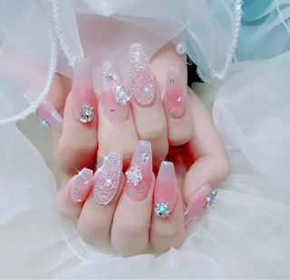 ネイル Meik Nail Salon所属・NaNa🎀 nailのネイルデザイン