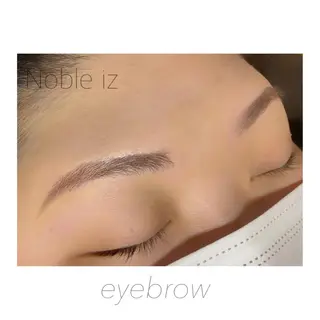 アイブロウ iz. eyelashのマツエク・マツパデザイン