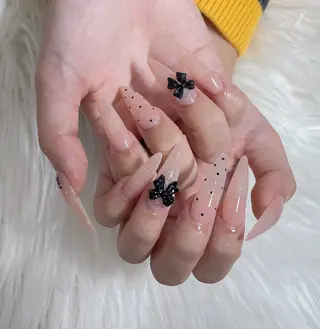 ネイル Liora nail所属・Liora （リオラ)のネイルデザイン