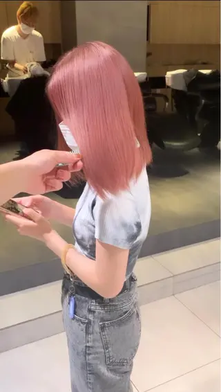 ミディアム カラー パーマ ヘアアレンジ メンズ キッズ ネイル マツエク・マツパ LINDOTOKYO梅田所属・酸性ストレート 髪質改善大槻勇樹のヘアスタイル