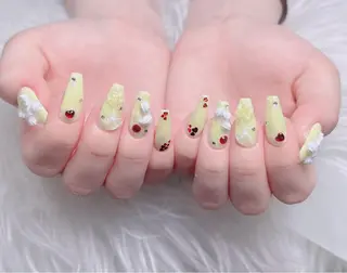 ネイル Lenie Nail Salonのネイルデザイン