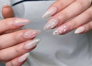 ネイル Lina nail所属・Luna 池袋のネイルデザイン