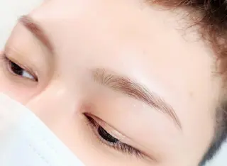 メンズ アイブロウ NAZ eyelash&eyebrow by medical salon所属・NAZ 表参道 Tomokoのマツエク・マツパデザイン