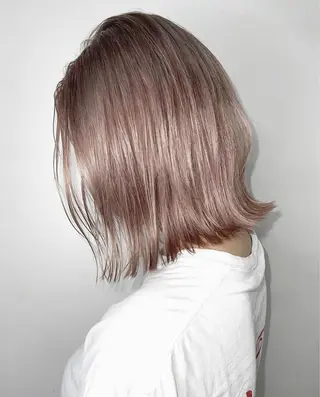 ミディアム ブリーチ/ウルフ ハッシュカット/石山のヘアスタイル