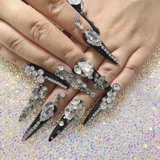 ネイル Rire_eye+beauty_nail所属・Rire_ nail_yukiのネイルデザイン