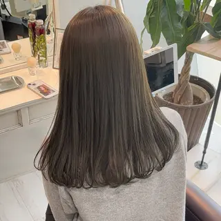 ロング 滋賀でレイヤーなら ｜吉村　友輝のヘアスタイル