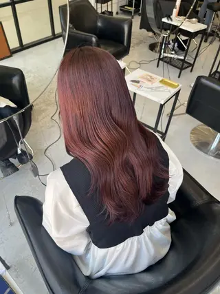 ロング カラー MaisonHALU 梅木琉衣のヘアスタイル