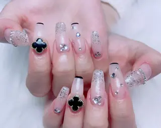 ネイル Elegant beautyのネイルデザイン