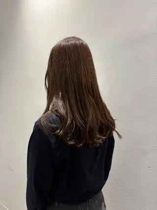 セミロング カラー e・n・u烏丸所属・e.n.u烏丸 / イツキのヘアスタイル