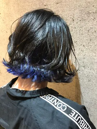 ミディアム 久保 敏之のヘアスタイル