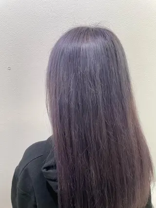 ロング カラー 秋葉原オタク向け美容室OFF-KAi!!所属・渡部凌我 小顔ウルフ ハイトーンカラーのヘアスタイル