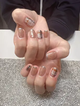 ネイル Guarendo錦糸町店所属・ガレンドウ 白澤 愛子のネイルデザイン