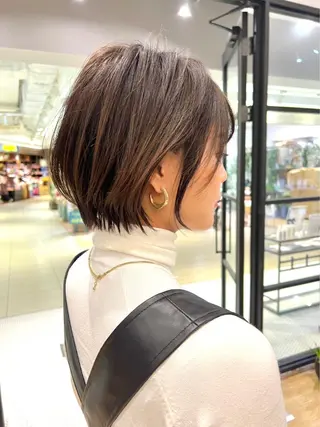 ショート 寺尾 綾乃のヘアスタイル