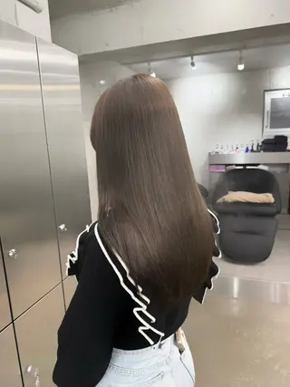 ロング カラー 高橋大樹/グレージュ 透明感/髪質改善のヘアスタイル