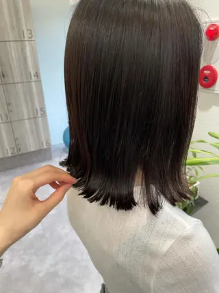 ミディアム karin/インナー カラー/北名古屋市のヘアスタイル