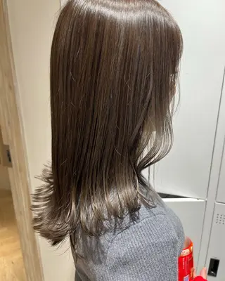 ロング カラー サソウ ユリエ🥥のヘアスタイル