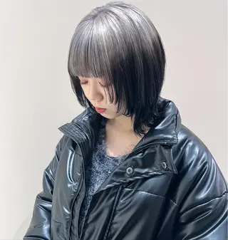 ミディアム カラー karin🌛ボブ／ 透明感たっぷりカラーのヘアスタイル