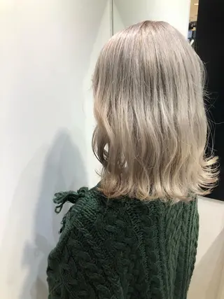 ミディアム カラー 女性リピ90%🍨 🩷佐藤みずきのヘアスタイル