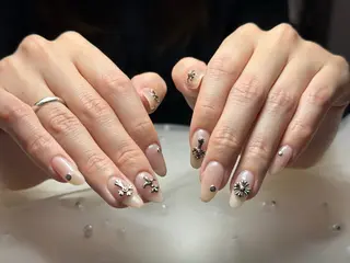 ネイル Z.Nail yanのネイルデザイン