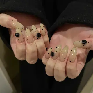 ネイル ⠀ loggy.のネイルデザイン