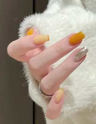 ネイル 高木 維麗絲のネイルデザイン