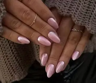 ネイル 高木 維麗絲のネイルデザイン