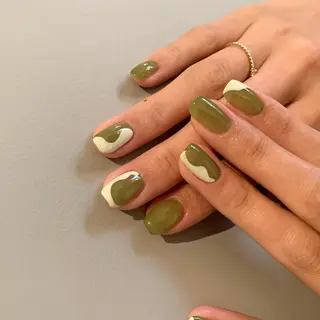 ネイル ウシク ミユキのネイルデザイン