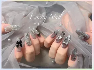 ネイル Lucky Nail Studioのネイルデザイン