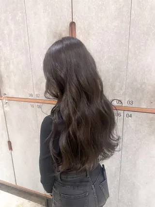 カラー YUI/レイヤー/ ハッシュカットのヘアスタイル