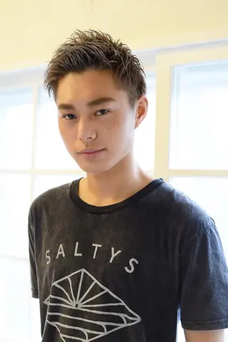 ショート メンズ 倉橋 俊輔のヘアスタイル