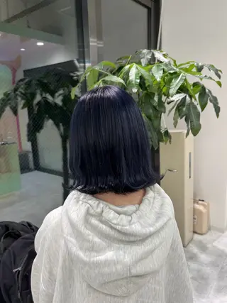 ミディアム カラー パーマ ヘアアレンジ 透明感ブリーチカラー 🌈TOMOHIROのヘアスタイル
