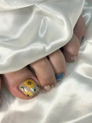 ネイル Li'a Bloom所属・🦋🤍 madoka🤍のネイルデザイン