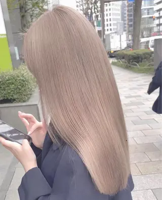 ロング カラー ハイトーン/ 縮毛矯正のヘアスタイル