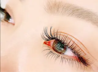 マツエク・マツパ Eyelash Salon Blanc〜まつ毛エクステと眉の専門美容室〜近鉄四日市店所属・Masuda Amiの眉毛・アイブロウイメージ